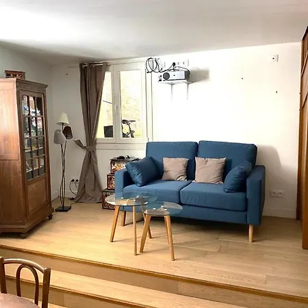 Appartamento Superbe Maison Individuelle Dans Parigi