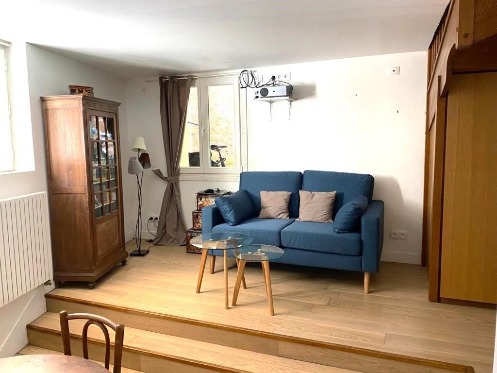 Appartamento Superbe Maison Individuelle Dans Parigi